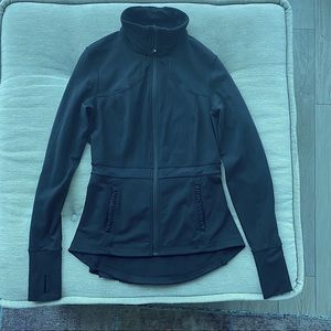 Lululemon black zip up athletic jacket